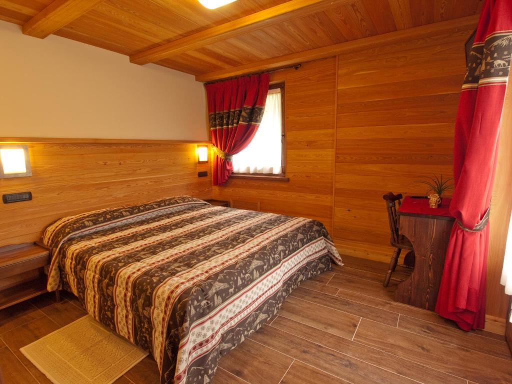 Villa Americana Chambres D'Hotes Champoluc Δωμάτιο φωτογραφία