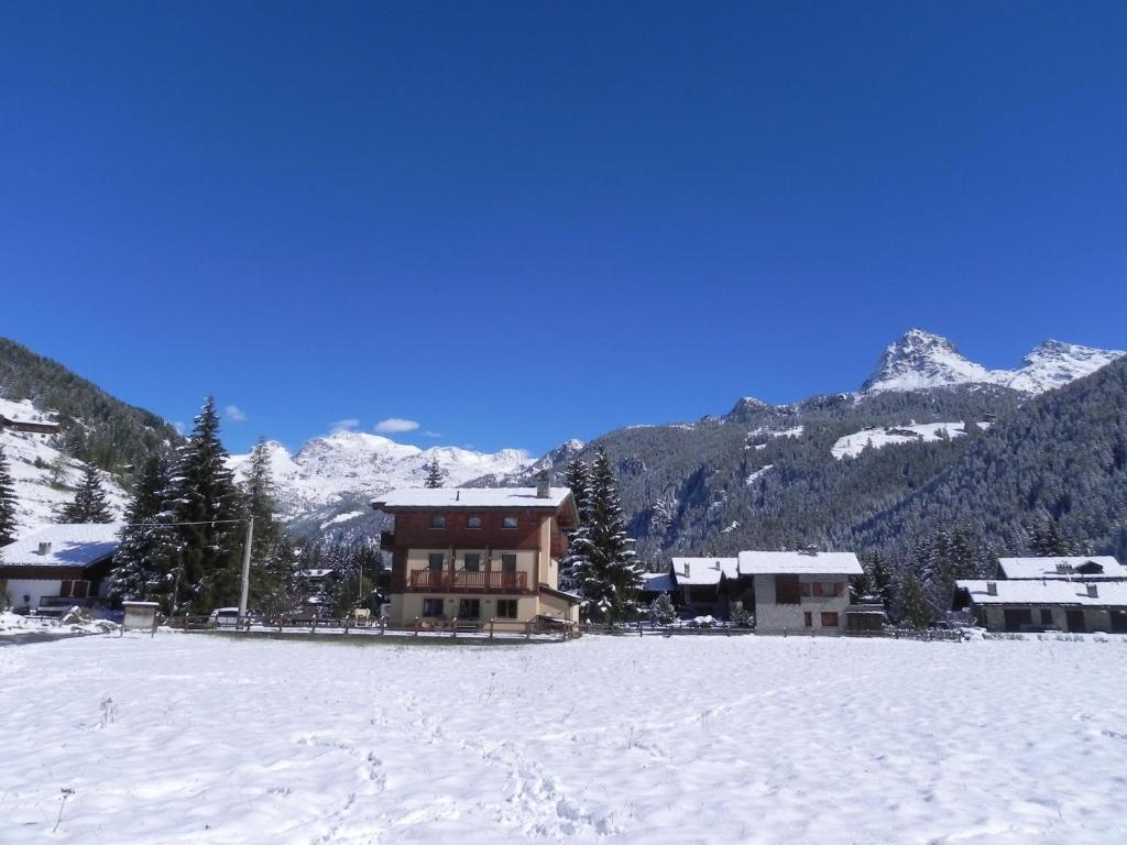 Villa Americana Chambres D'Hotes Champoluc Εξωτερικό φωτογραφία